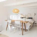 Luttik Hotel *